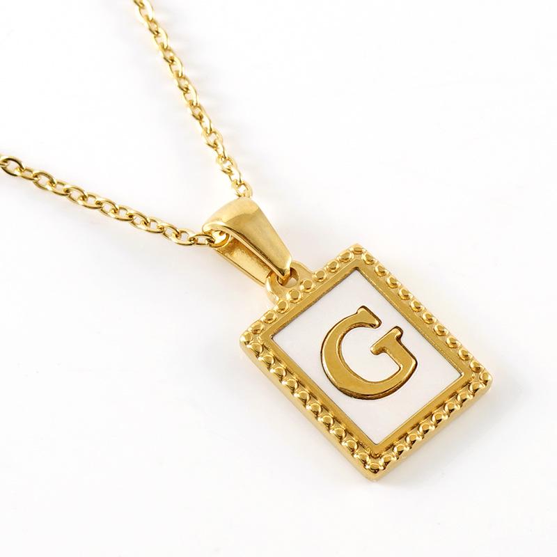18K Gold Stainless Steel Letter Pendant Necklace – European and American Style Titanium Steel Clavicle Chain for Women