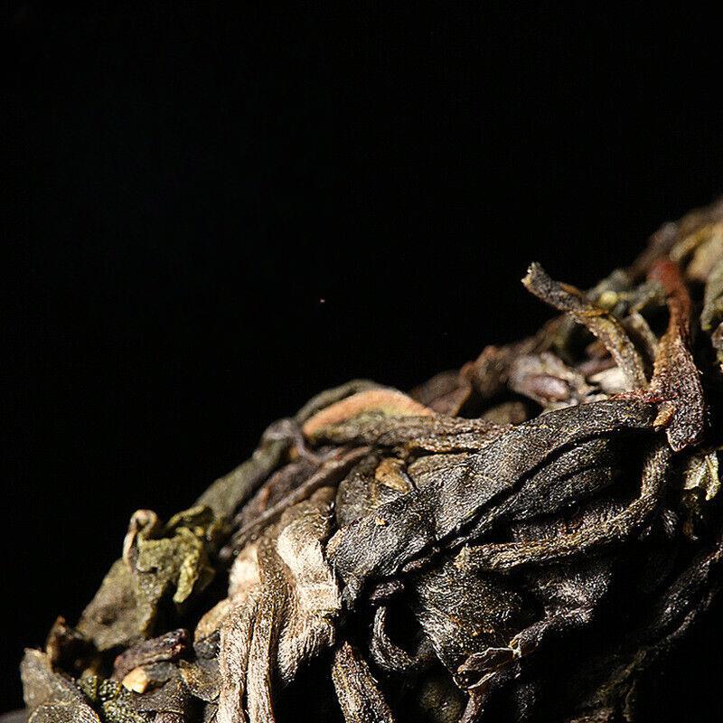2024 Early Spring Ancient Tree Pu'er Raw Tea Cake Menghai Yunnan Qizi Cake Tea