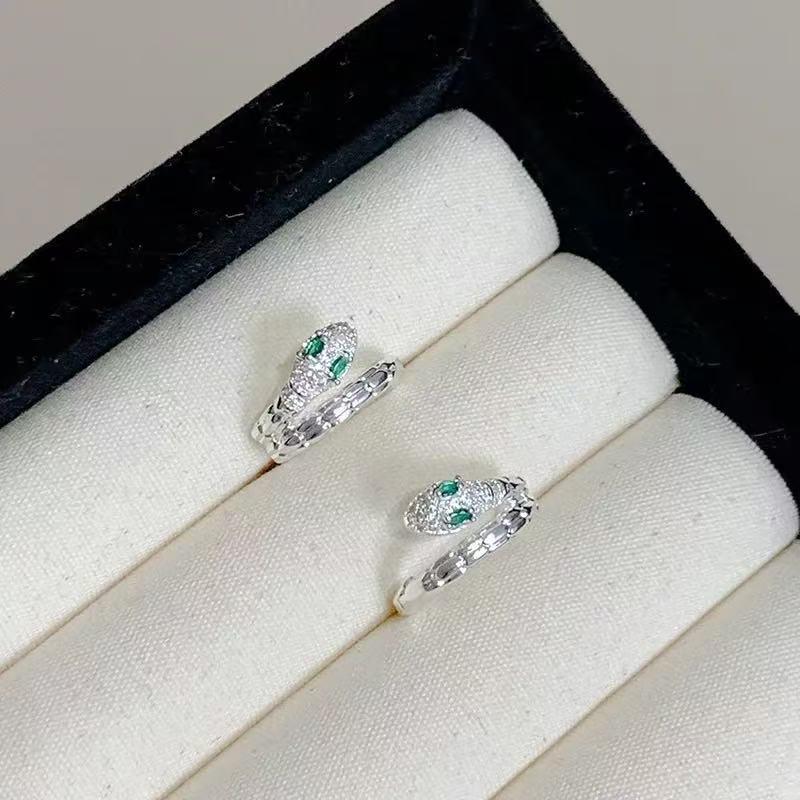 Изысканный ушной кафф в форме змеи, легкая роскошь, универсальный - Свежий и модно-сладкий дизайн