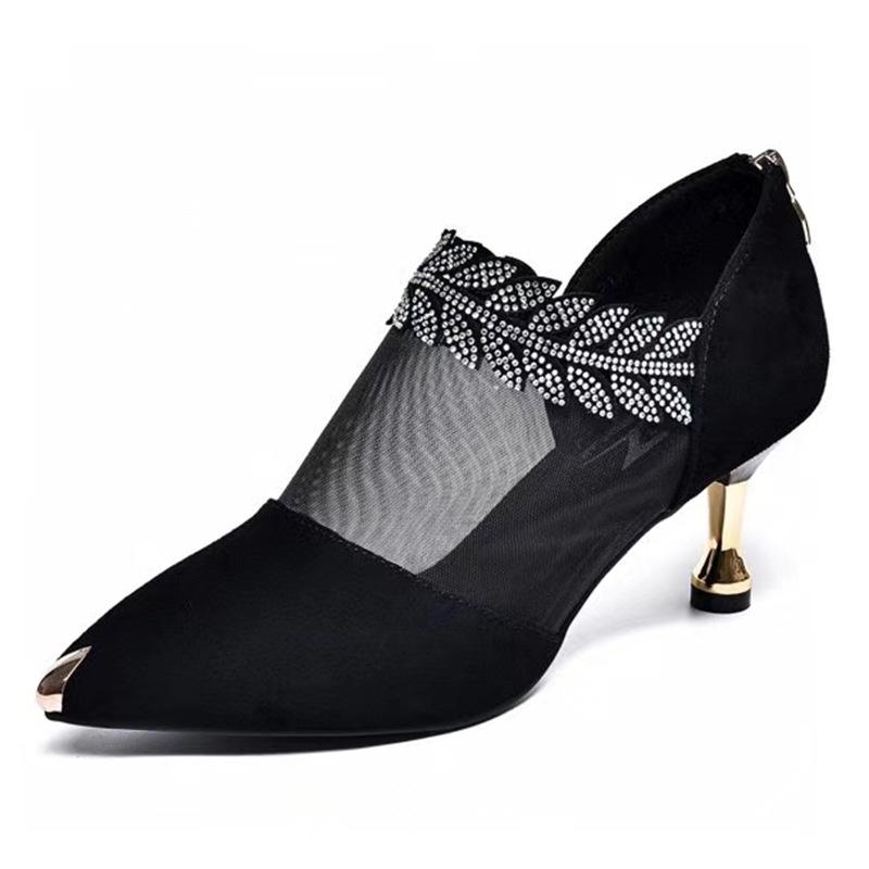 

Женские летние туфли на высоком каблуке, новые, в ретро-стиле, потрясающие сетчатые сандалии из замши, дышащие, на тонком каблуке, женская обувь, универсальные, с острым носком 40 чёрный