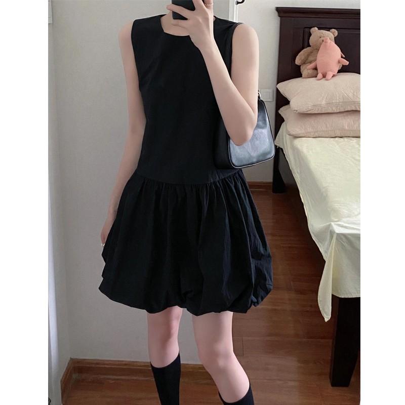 Korean white sleeveless vest dress women's summer gentle wind temperament skirt small loose bud short skirt
