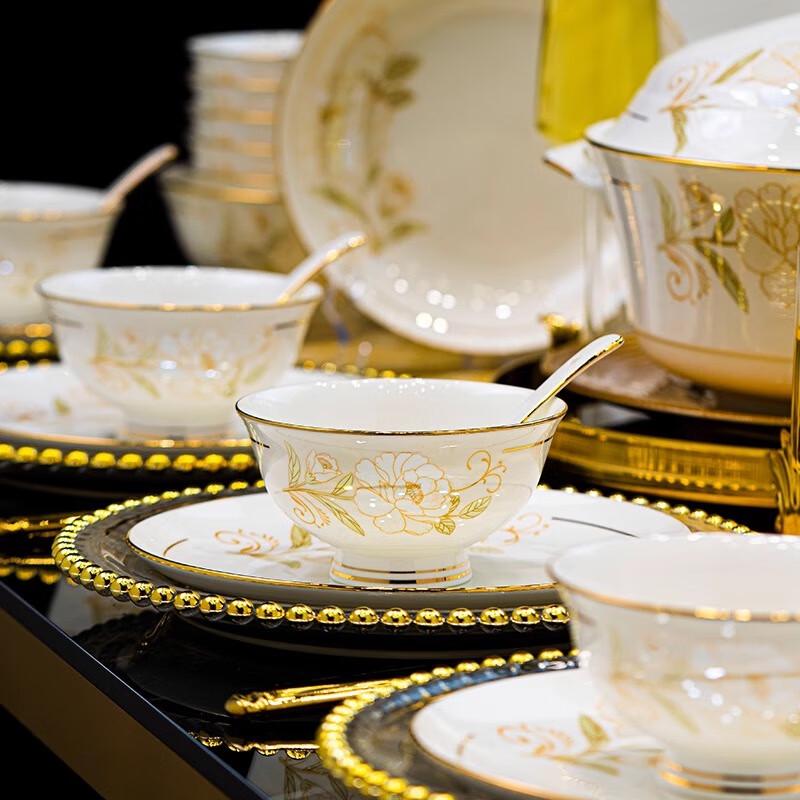 High-Footed Ceramic Rice Bowls