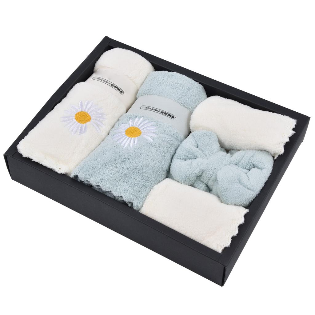 Bath Sheets Daisy Pattern Coral Velvet Blue White Soft Fluffy Highly Absorbent Durable Bath Towels