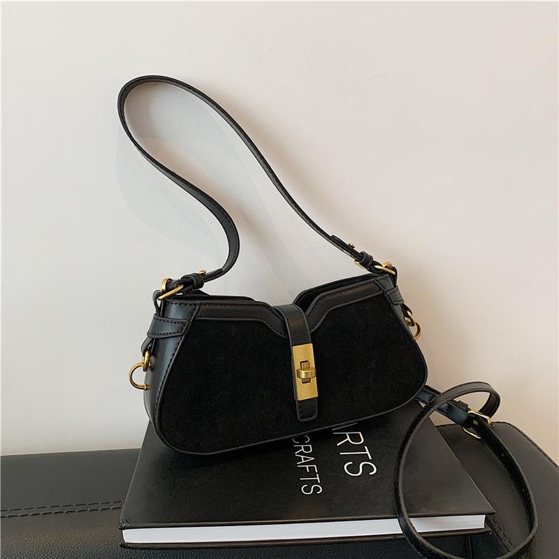 This year, the popular retro matte small bag women's 2025 new autumn and winter versatile messenger bag shoulder underarm bag