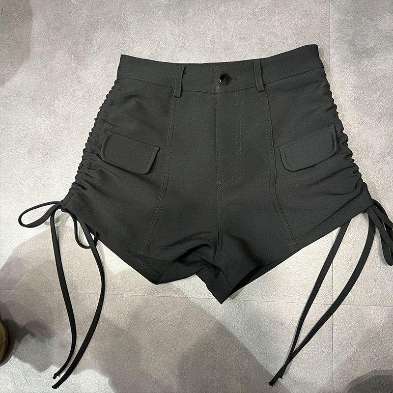 

Женские шорты с высокой талией, плиссированные, облегающего кроя, с боковой шнуровкой XL чёрный