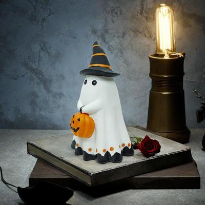 Deko & Wohnaccessoires – Statuetten