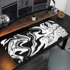 Strata Liquid XXL Alfombrilla de Escritorio Blanca y Negra Alfombrilla de Ratón Grande Alfombrilla de Ratón Abstracta Alfombrilla de Escritorio para Gaming con Borde Bloqueado Alfombra Antideslizante de Oficina
