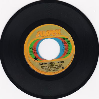 7inch Record DENNIS COFFEY & THE DETROIT GUITAR  - Capricorn's Thing / Lonely Moon Chi SUX251 Sussex 1973 US Soul/Funk Used