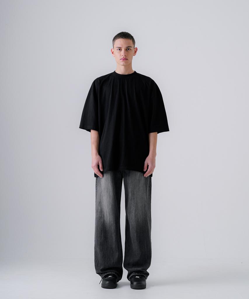 EZKATON Dreaming Short Sleeve T-Shirt Black Kmst6777