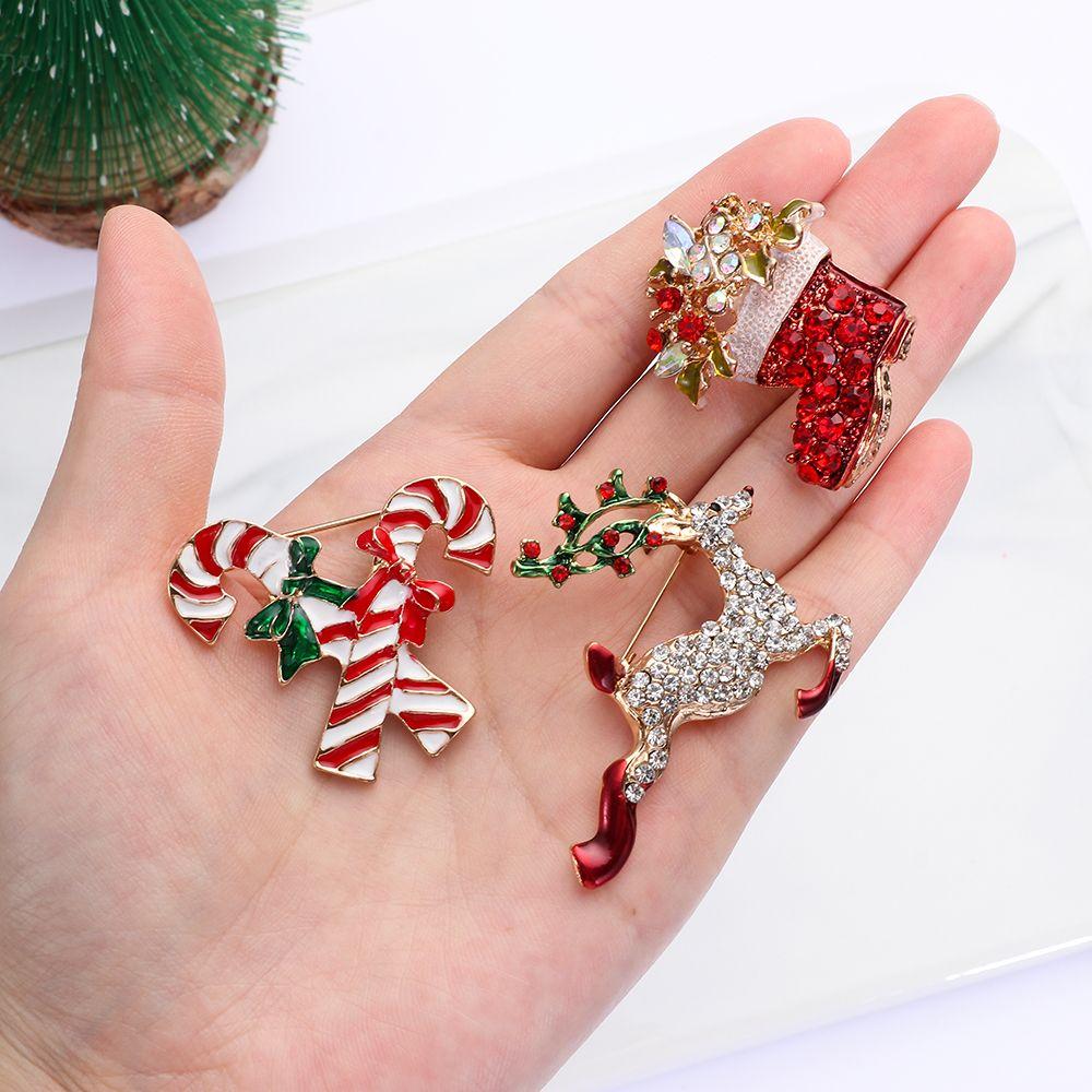 Women Snowflake Fashion Jewelry Xmas Tree Pins Brooches Badges Christmas Brooch