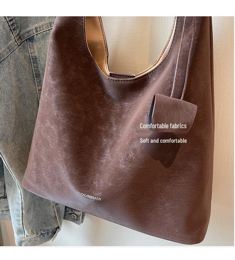 Retro Merad Women's Matte Shoulder Tote – Lazy Style, Niche Design, Large Capacity for Commuting.