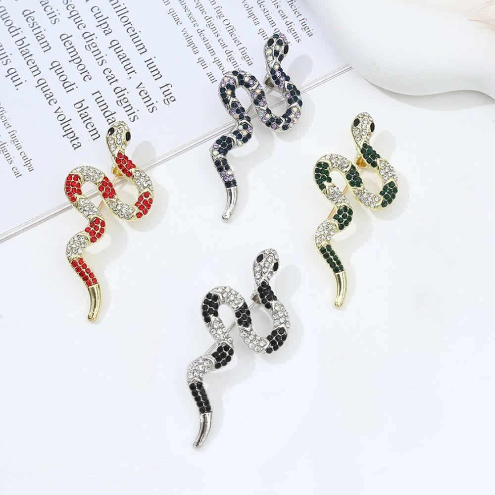 Sparkling Rhinestone Collar Pins Animal Snake Lapel Pin Fashion Zodiac Snake Brooch  New Year
