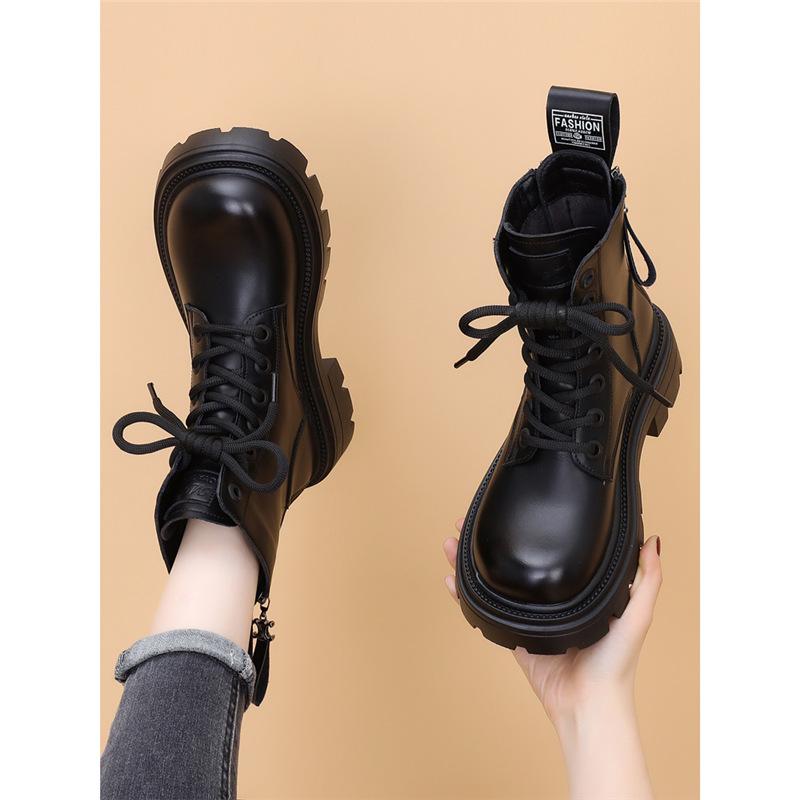 Short boots British style 2026 autumn and winter new popular thick soled short boots for women