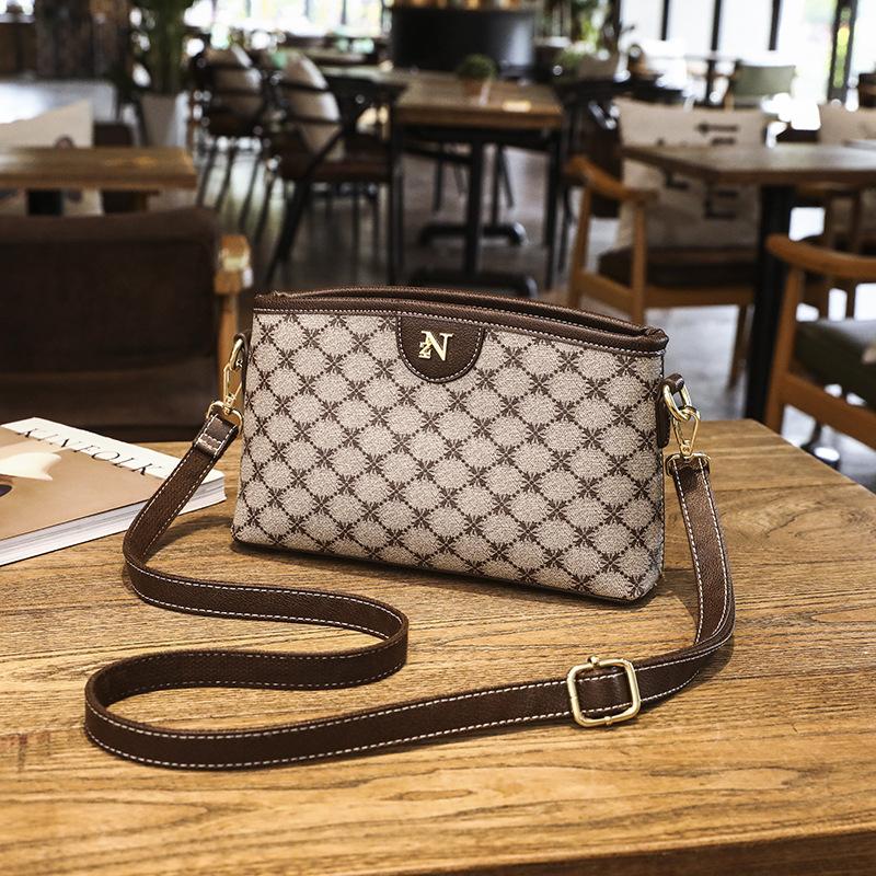 Geantă de umăr retro la modă nouă, geantă crossbody imprimată pentru femei, geantă de sub braț la modă și versatilă, geantă pătrată mică