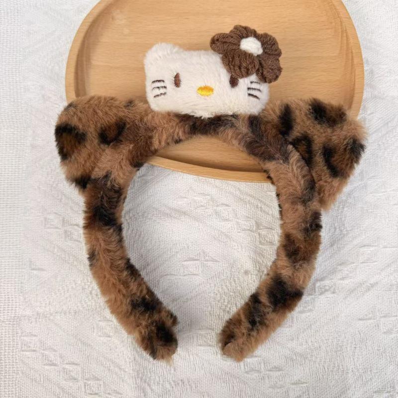 Cartoon Plush Headband: Cute Hair Accessory for Women & Kids, Perfect for Face Washing