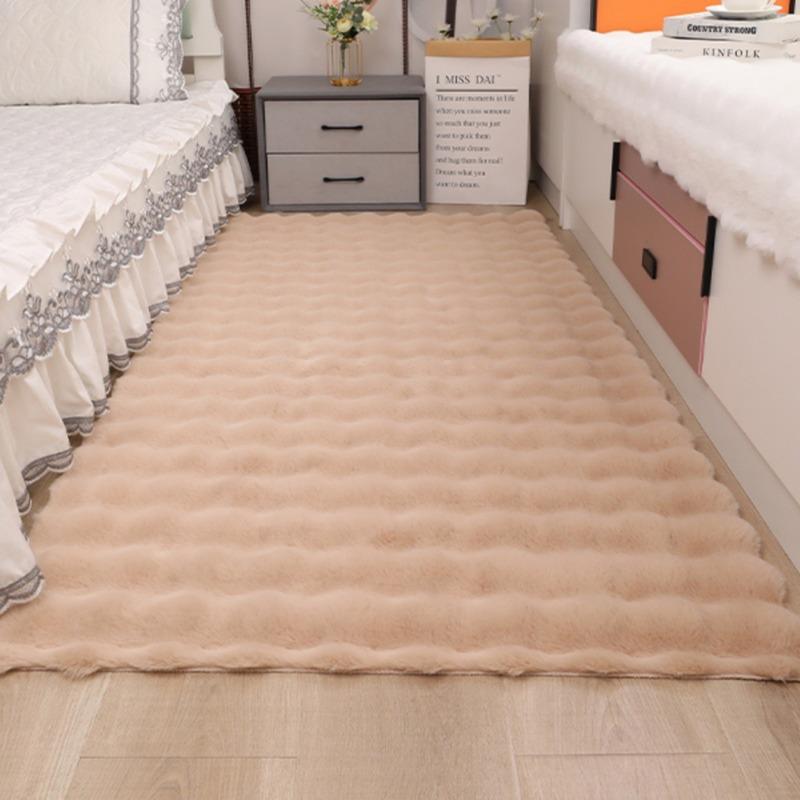 Cream Plush Bedroom and Balcony Rug - Velvet-Like Imitation Rabbit Fur.