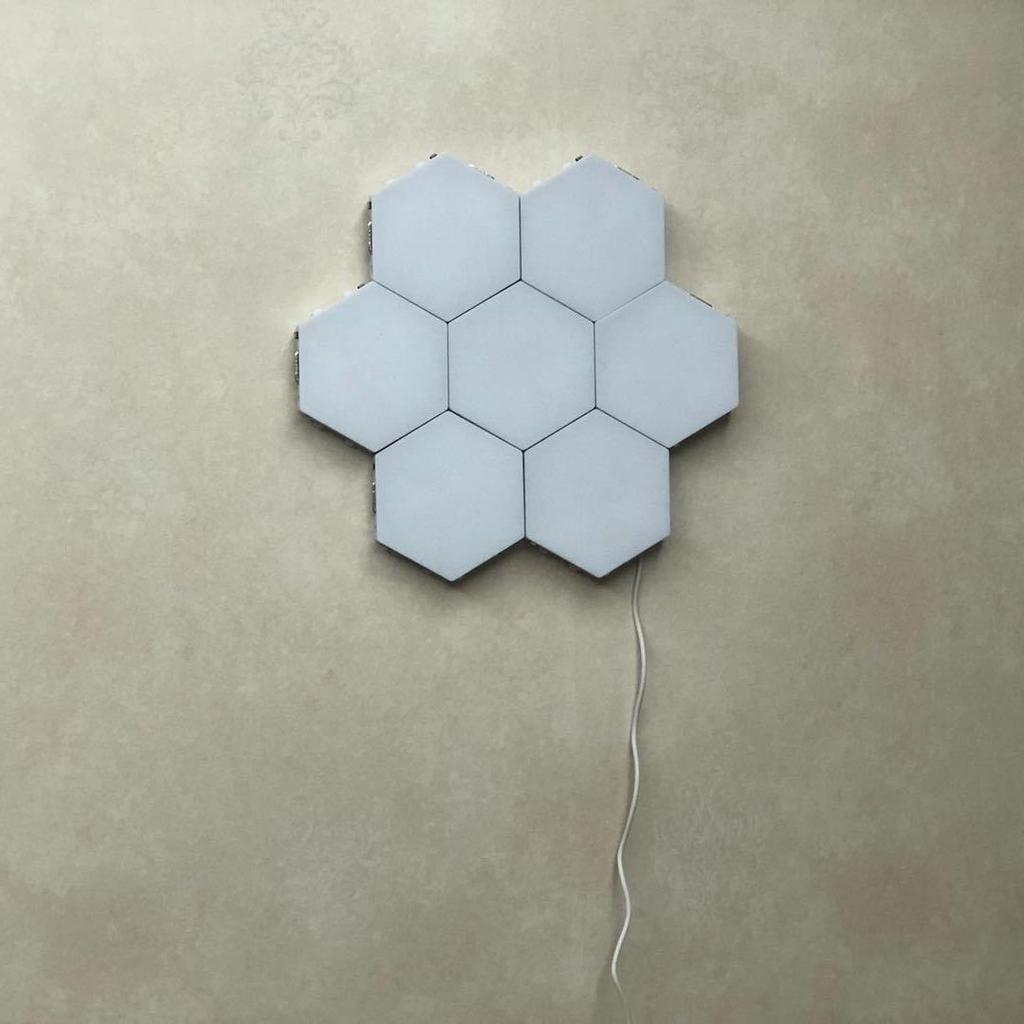 TikTok-Inspired Hexagonal Quantum Touch Wall Lamp