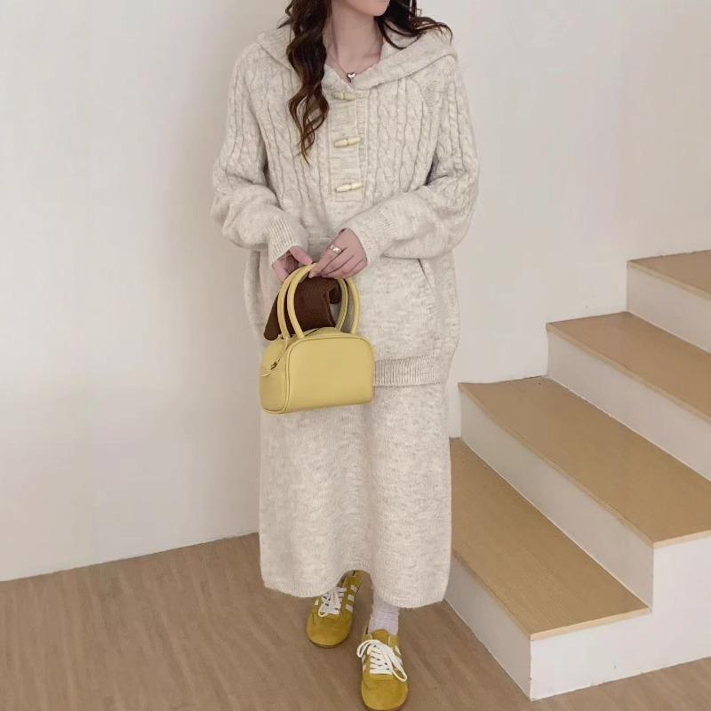 Loose casual horn buckle knitted jumper skirt two-piece set for women's autumn and winter large-size hooded sweater set for women