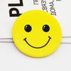 Flerfarget Smiley-ansiktsmerke: Brosjenål for hotellpersonale og barn