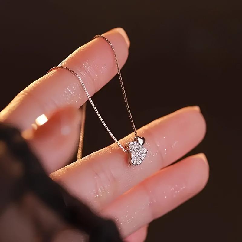 1 Elegant Heart Shaped Pendant Necklace Suitable For Women To Wear Fashion Jewelry Suitable Daily Wear Gift Giving Accessories