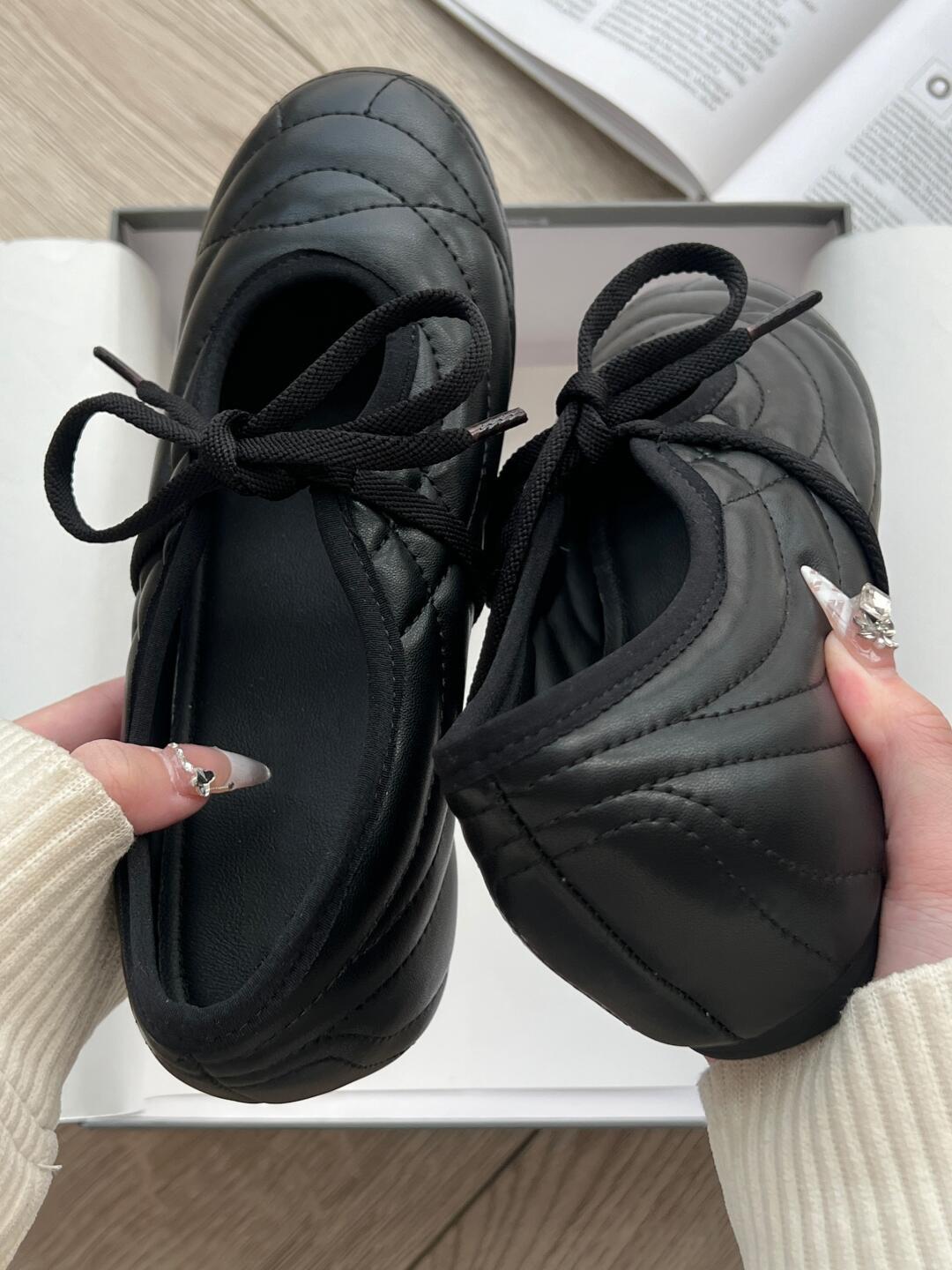 

Sheepskin version~ Ballet style leather soft sole Mary Jane single shoes women s straps small leather shoes silver flat shoes ballet shoes 35