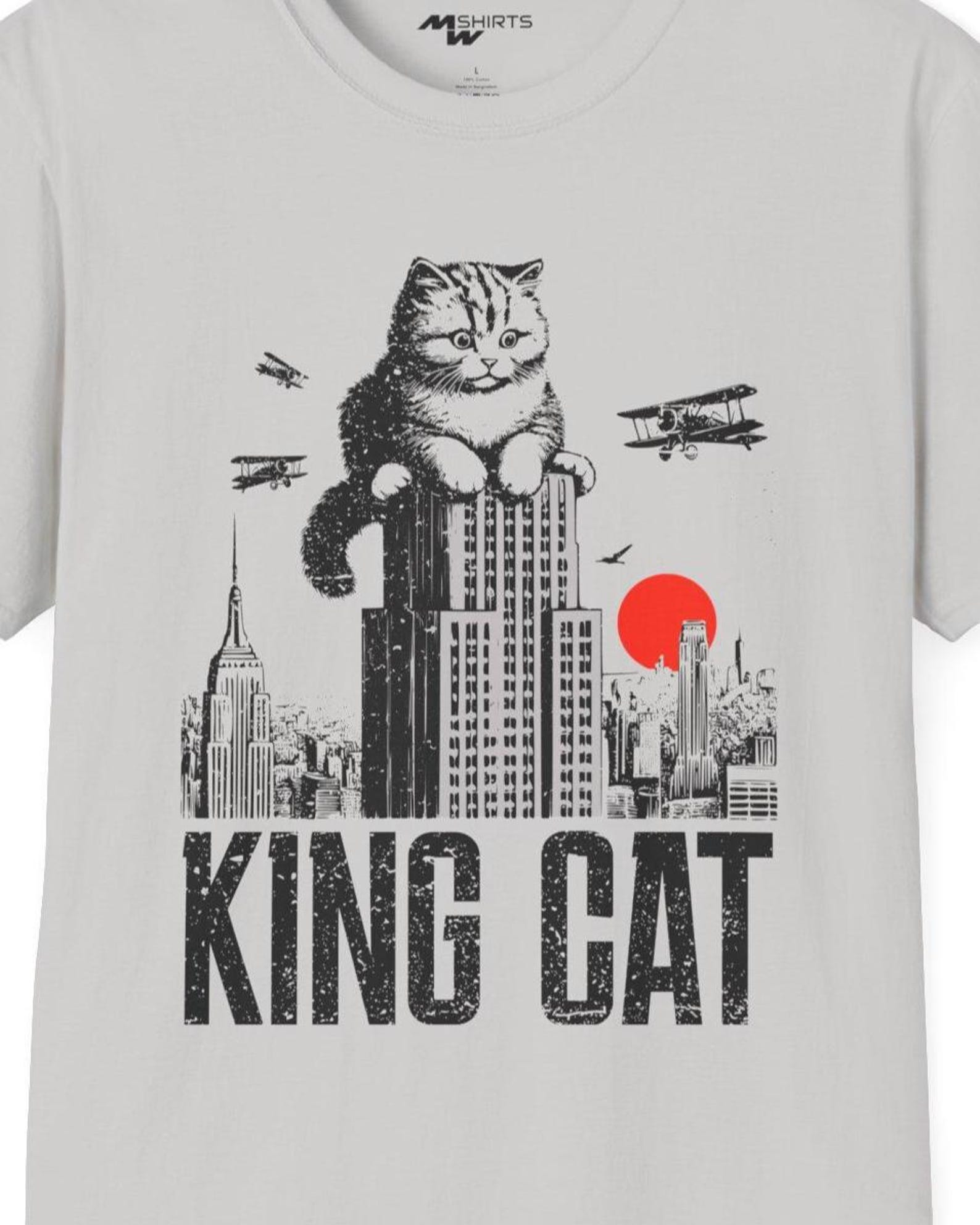 Retro King Cat T-Shirt, Sunset Crown, Vintage Feline Graphic S