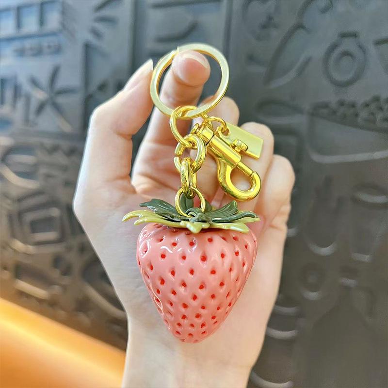 Creative Strawberry Keychain Pendant Women's Bag Ornament - Exquisite Fruit Charm Gift