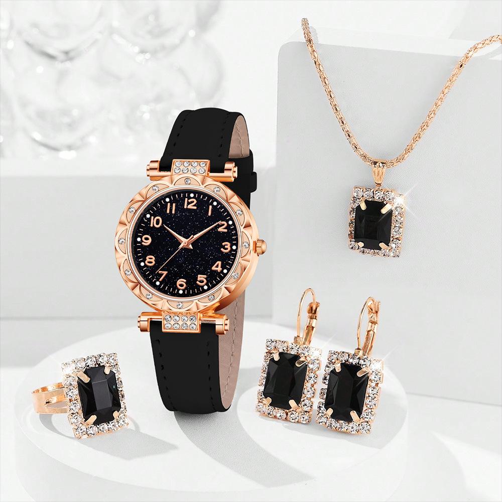 Diamond Watch Women's Belt Digital Disc Quartz Watch High Value Clover Jewelry Watch Set