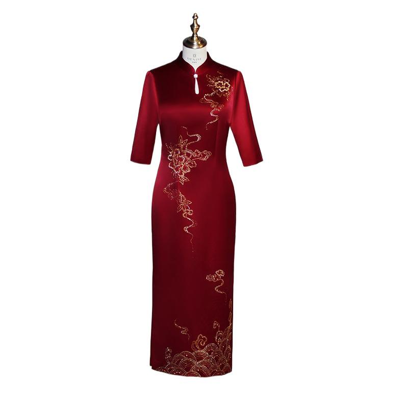 Stylish Red Retro Beaded Cheongsam Wedding Dress for Mother or Mother-in-Law