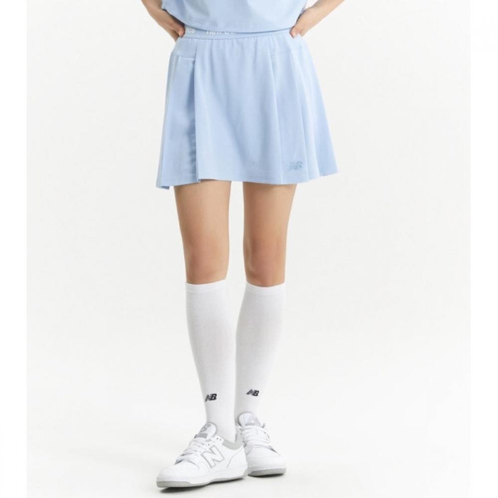 

NeW Balance NeW Balance Sporty Pleated Skirt W B1 nbnWe2W512 51 63 1.NBNWE2W512 51/S