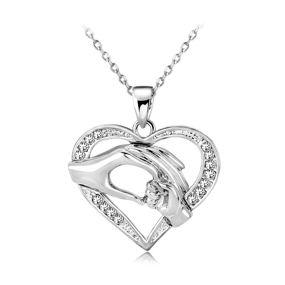 2026 Simple Necklace Versatile Three-color Hand in Hand Love Peach Heart Women s Necklace Collarbone Chain 45CM