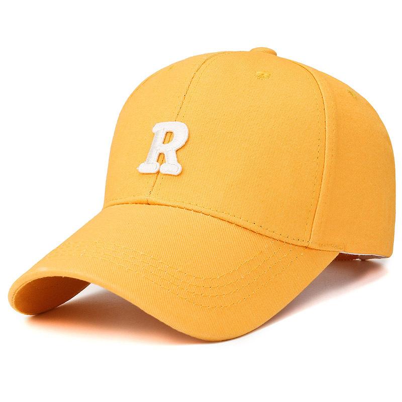 The new letter R baseball cap is on the market, fashionable men and women couples, trendy classic casual