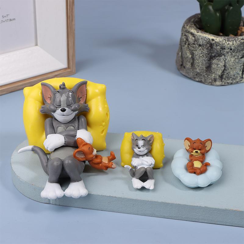 Sleeping Tom And Jerry Pillow Tom Cat Mouse Car Ornament Cute Desk Decorations Adorable Figurines Collectible Playful Ornaments