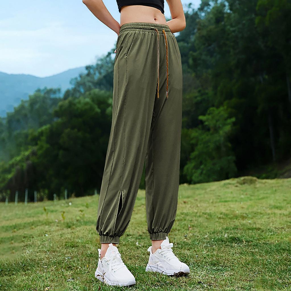 Women's Casual Solid Colour Elastic Waist Straight Casual Pants With Pockets