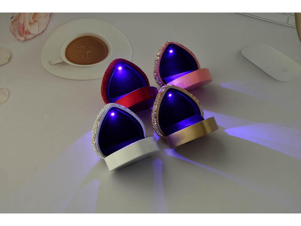 Luxury Diamond-Studded Heart LED Jewelry Pendant Box for Necklace, Earrings, or Ring