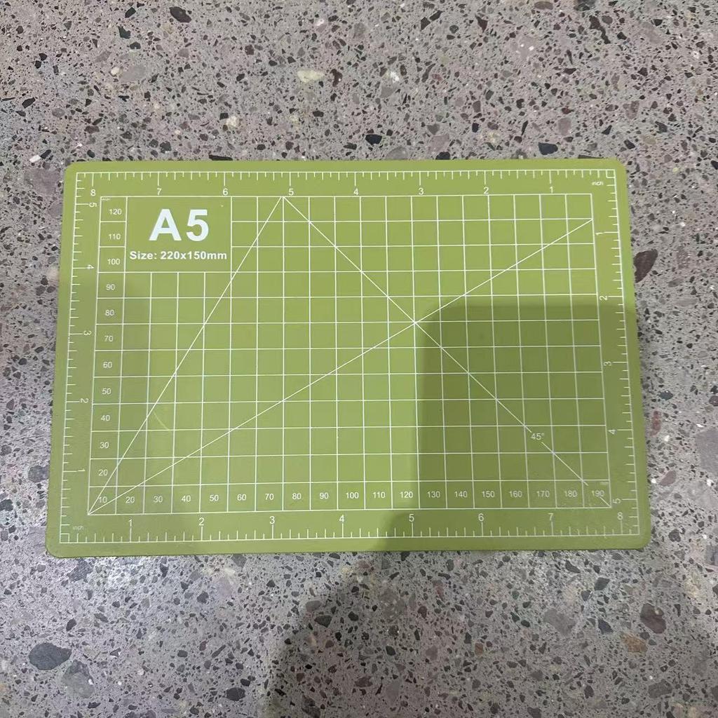 Umweltfreundliche A4 Schneidematte 2,3 mm - Handgefertigte Kunst- und Gravurplatte, verschiedene Stile verfügbar