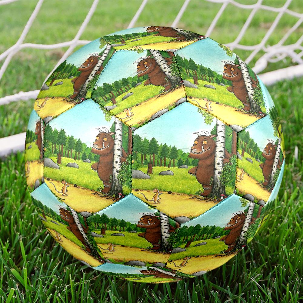 The Gruffalo Theme Size 5 Soccer Ball, Suitable for Both Indoor and Outdoor Matches, a Gift Suitable for Everyone.