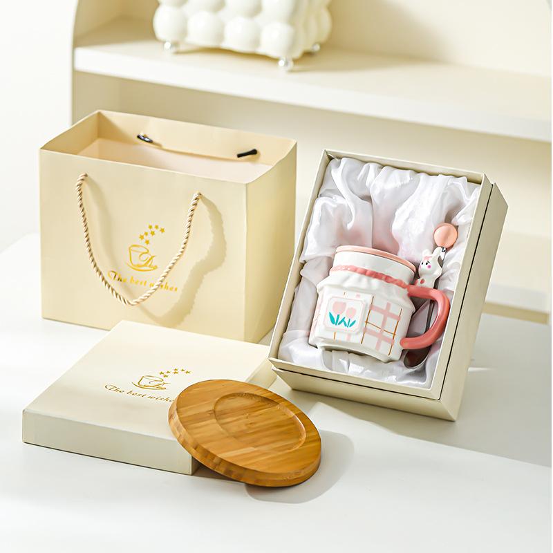 Tulip Rabbit Flower Couple Mug Creative High Value Home Office Ceramic Cup Coffee Cup with Lid