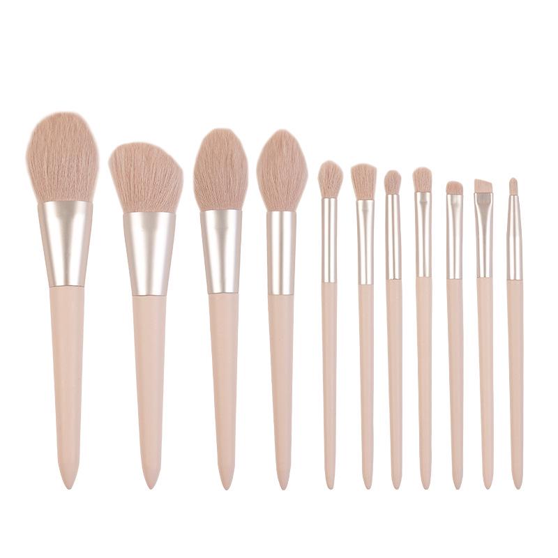 Concubine s Smile 11-Piece Pink Wooden Handle Makeup Brush Set: Powder & Eyeshadow Brushes for Beginners