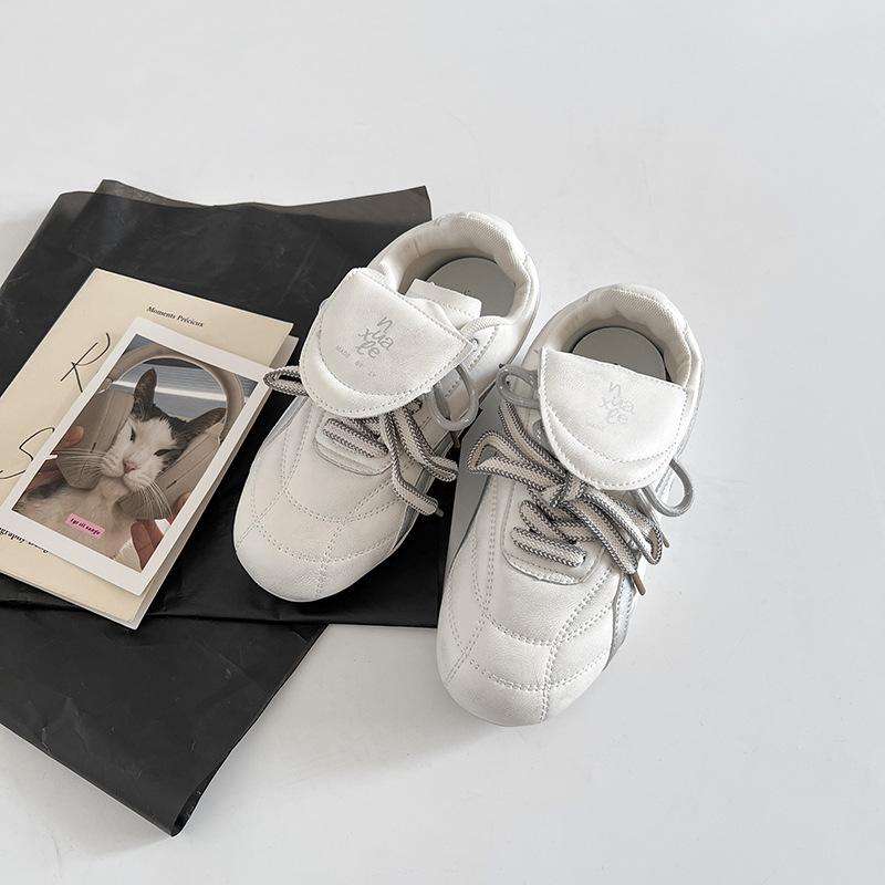 

Ugly cute popular flip cover German training shoes women s 2025 spring new versatile casual sports shoes Forrest Gump shoes lace up little white shoes 40 белый