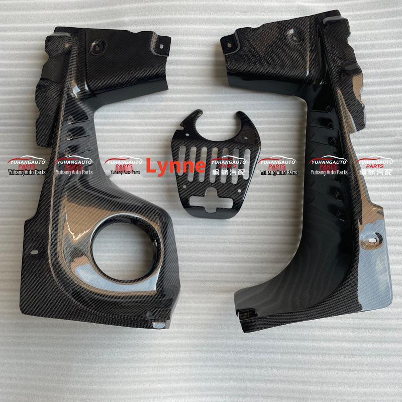 

Compatible with Ferrari F458: Engine Hood, Cabin Panels, Central Oil Tank Cap Yes чёрный