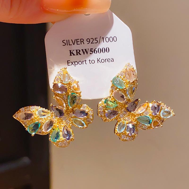 Silver Needle Diamond Tassel Drop Earrings: Elegant, Fashionable, Statement Design