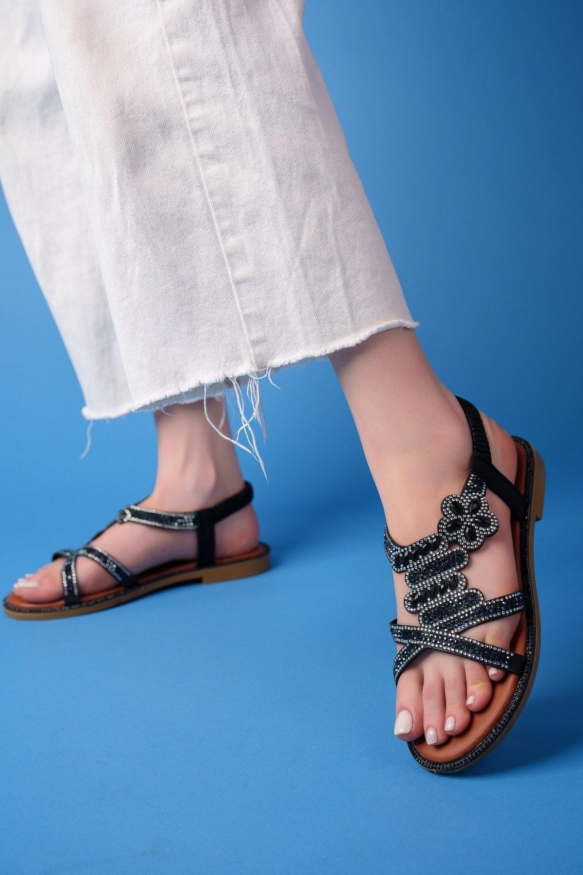 

Women s Casual Sandals 6168 Stone Detailed Sandals 36