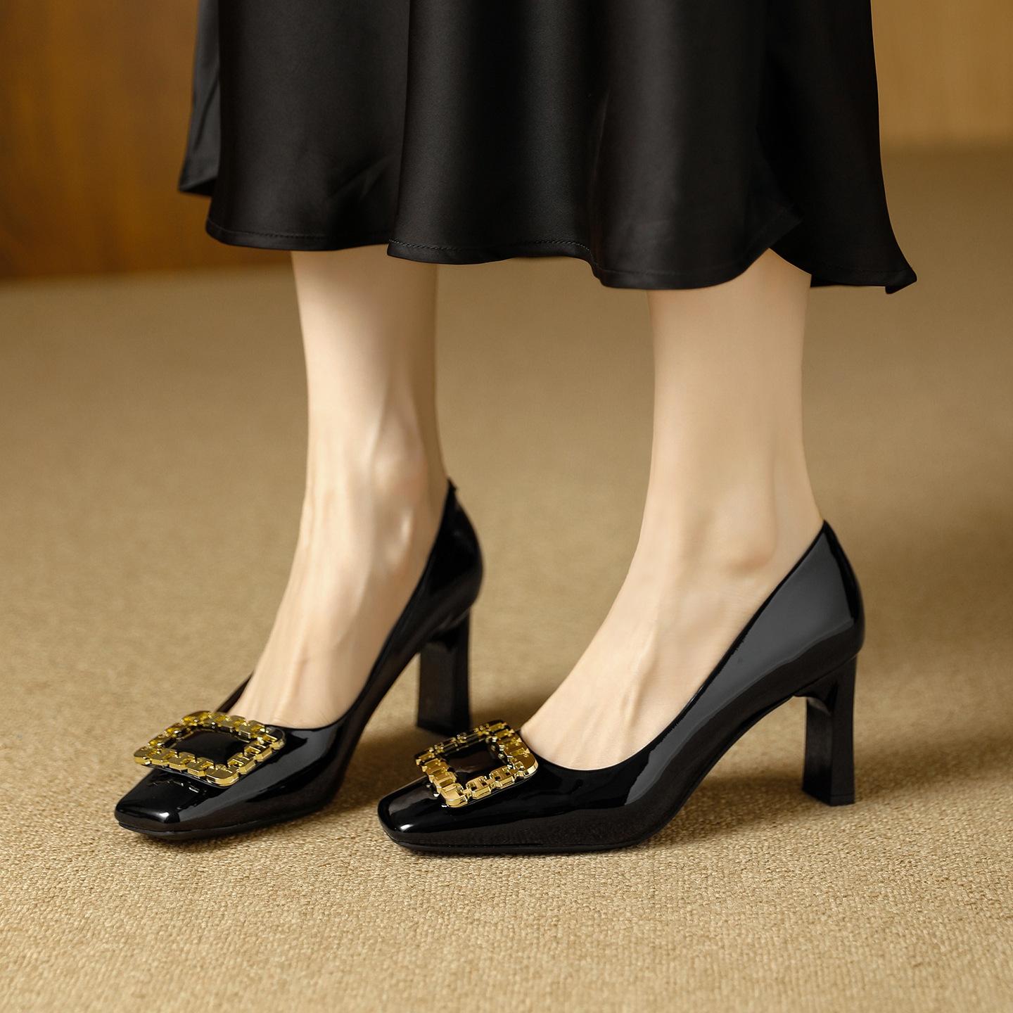 

Thick heels and high heels are not tired of Mary Jane shoes 2026 spring patent leather Mary Jane shoes square head shallow mouth single shoes 34 чорний