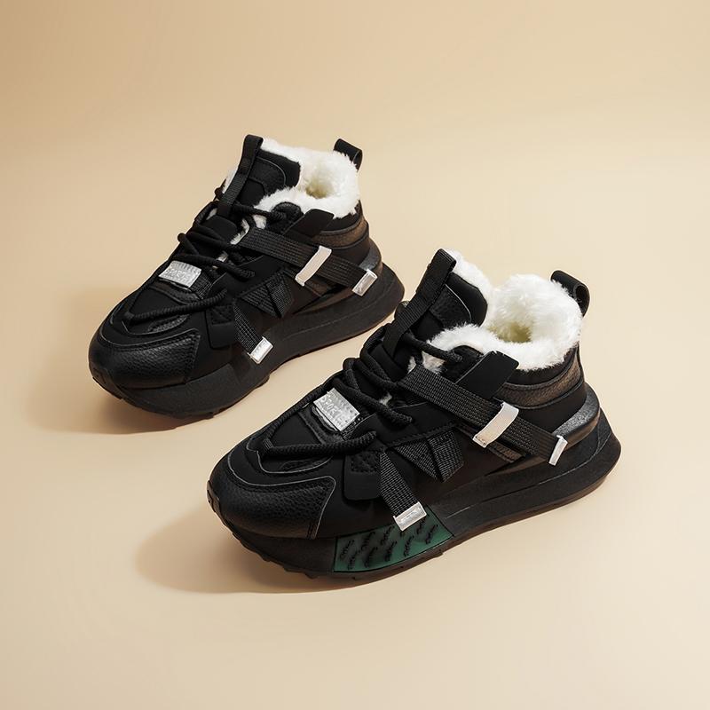 TUINANLE Women's Winter Sneakers Outdoor Anti-Slip Warm Plush Lined Running Shoes Casual Lace-Up Faux Leather Sports Shoes Plus Size for Female