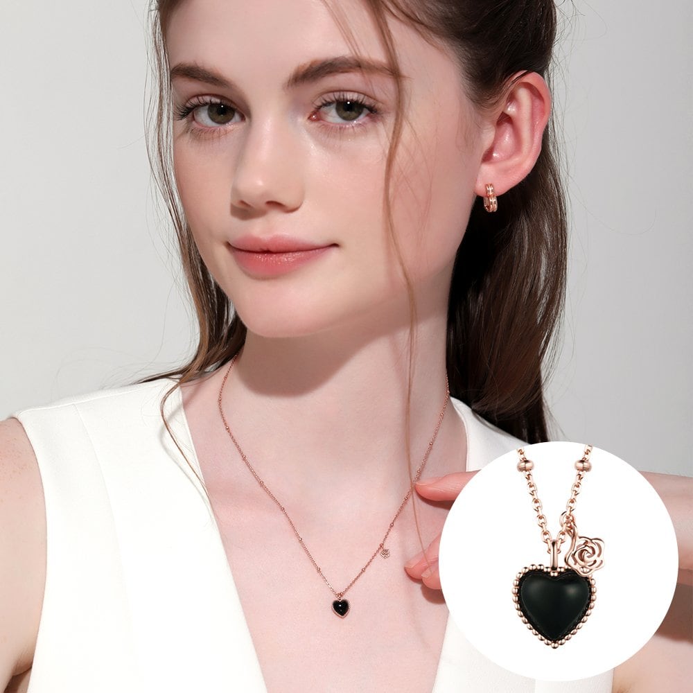 

[Rosemont] Silver Black Heart Necklace Rc24B34J