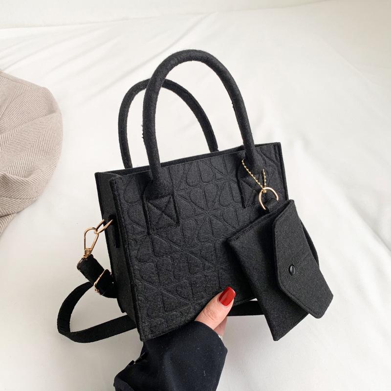 2025 Versatile Niche Texture Handbag Set: Simple Felt Shoulder & Crossbody Bag for Mother and Child