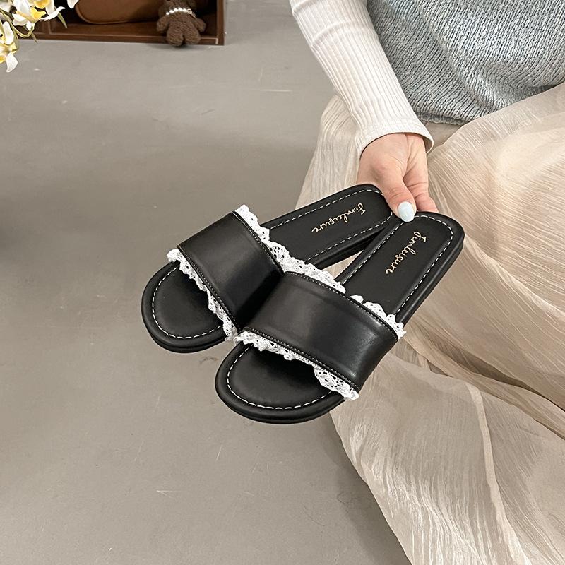 

Fashion 2025 Summer New Women French Style Lace Toe Loop One Strap Slippers Bohemian Fairy Tale Inspired Anti Slip Outdoor Beach Sandals 40