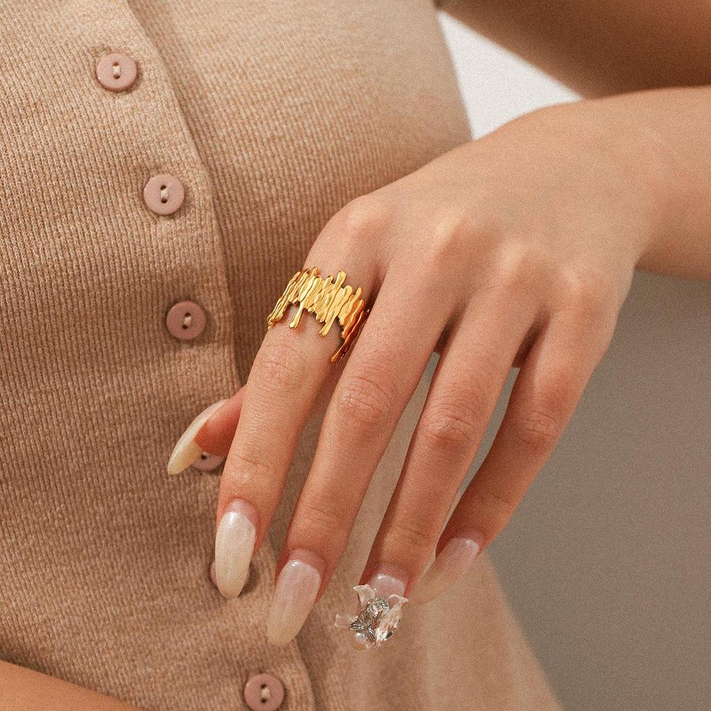 18K Gold Stainless Steel Open Ring for Women, Non-Fading Irregular Titanium Steel Design, High-End Ins Style Jewelry.