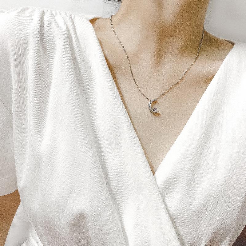 Korean-Japanese Star Moon Heart Necklace: Trendy, Simple, Cool Style for Women